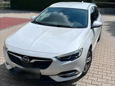 Gebraucht Opel Insignia 170 PS (125 kW) 2018 Weiß Kombi