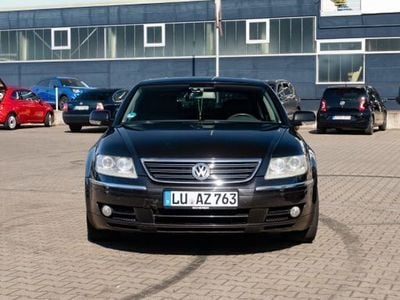 VW Phaeton