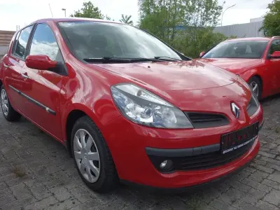 Occasion Renault Clio III Dynamique 111 ch (81 kW) 2008 Rouge Berline