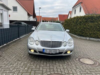 gebraucht Mercedes E280 2.Hand Kein Rost Keine Kratzer. NOTVERKAUF