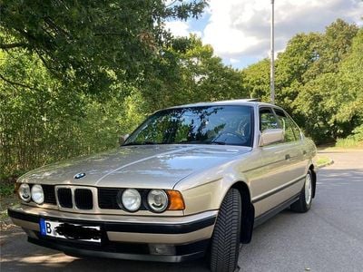 Second-hand BMW 525 192 CP (141 kW) 1992 Auriu Berlinǎ