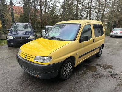 Gebraucht Citroën Berlingo 90 PS (66 kW) 1999 Gelb Van / Kleinbus