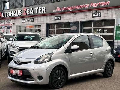 Usata Toyota Aygo Cool 68 CV (50 kW) 2014 Argento Utilitaria