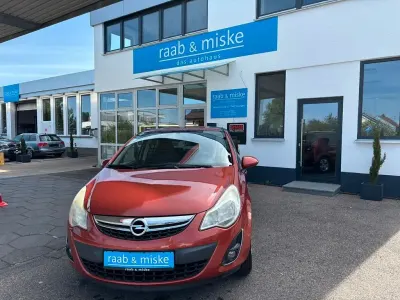 Gebraucht Opel Corsa Satellite 87 PS (63 kW) 2012 Rot Kleinwagen