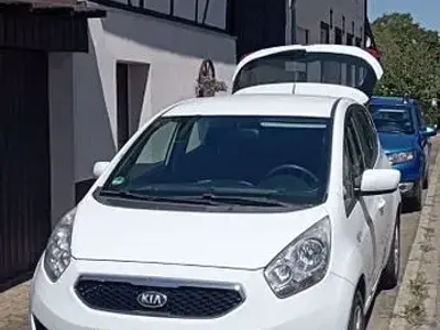 Gebraucht Kia Venga 125 PS (91 kW) 2014 Weiß Kleinwagen