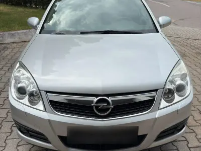 Gebraucht Opel Vectra GTS 140 PS (102 kW) 2007 Silber Limousine