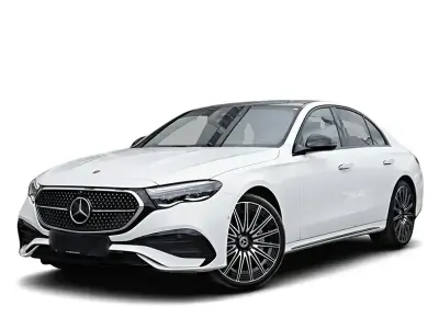 Gebraucht Mercedes E220 AMG 2025 Weiss Limousine