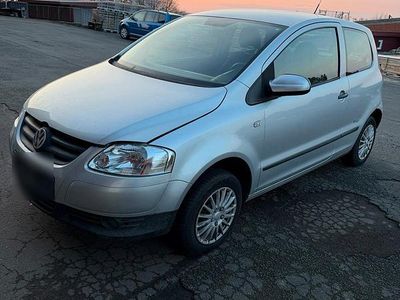 Gebraucht VW Fox 54 PS (39 kW) 2008 Silber Kleinwagen