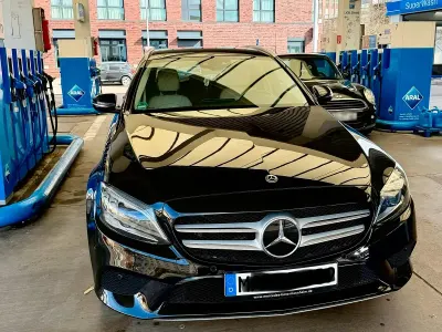 Gebraucht Mercedes C220 Exclusive 194 PS (142 kW) 2020 Kombi