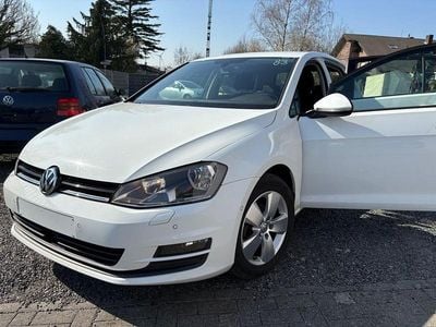 Gebraucht VW Golf VII 110 PS (80 kW) 2015 Weiß Limousine