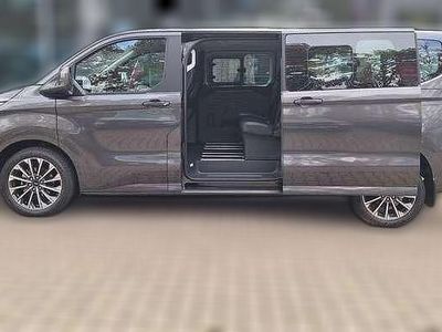 Neu Ford Tourneo Custom Titanium 170 PS (125 kW) 2025 Grau metallic Van