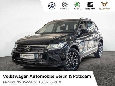 Schwarz Gebraucht 2023 VW Tiguan Life SUV | 31.233 € (Fairer Preis)