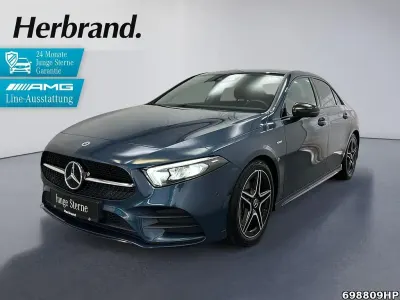 Gebraucht Mercedes A180 AMG 136 PS (100 kW) 2021 Denimblau metallic Limousine