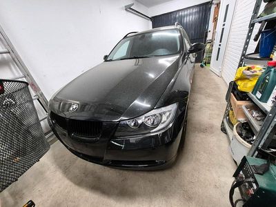 Usata BMW 325 218 CV (160 kW) 2006 Nero Station wagon