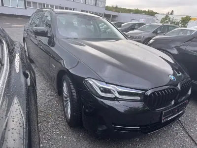 Używany BMW 520 Shadowline 163 KM (119 kW) 2022 Czarny Kombi