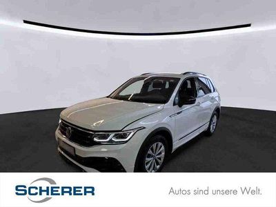 Oryxweiß perlmutteffekt (metallic) Gebraucht 2022 VW Tiguan R-line SUV | 33.780 € (Fairer Preis)