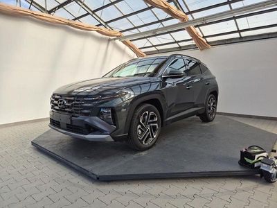 Neu Hyundai Tucson Prime 179 PS (131 kW) 2026 Cypress green / mic SUV