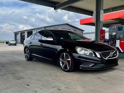 Second-hand Volvo S60 R-Design 230 CP (169 kW) 2011 Negru Berlinǎ