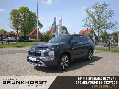Usata Mitsubishi Outlander P-HEV Edition 306 CV (225 kW) 2025 Grigio SUV
