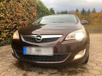 gebraucht Opel Astra TÜV März 2025