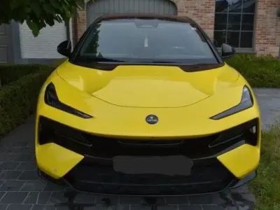 Usata Lotus Eletre 450 kW (612 CV) 2023 Giallo SUV