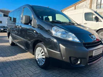 Gebraucht Peugeot TePee 98 PS (72 kW) 2012 Van / Kleinbus