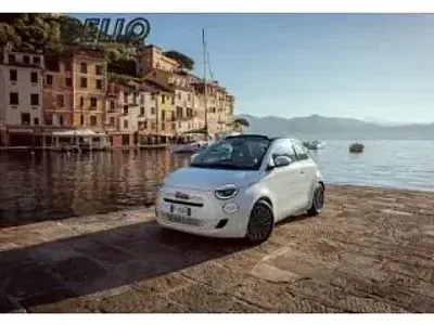 Neu Fiat 500C Dolcevita 65 PS (47 kW) 2026 Weiß Cabrio