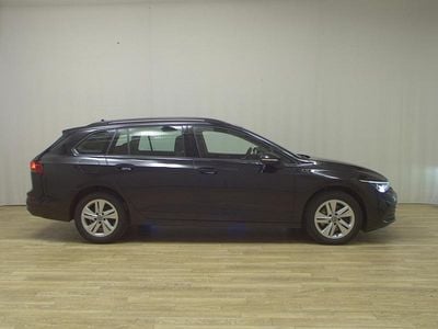 Gebraucht VW Golf VIII Life 150 PS (110 kW) 2023 Schwarz Kombi