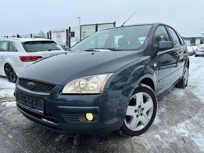 Grau Gebraucht 2007 Ford Focus Style Limousine | 1.999 € (Fairer Preis)