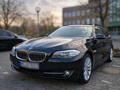 Usata BMW 530 258 CV (189 kW) 2011 Nero Station wagon