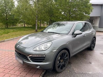 gebraucht Porsche Cayenne S E-Hybrid Approved Garantie