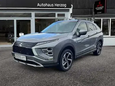 Gebraucht Mitsubishi Eclipse Cross Plus 188 PS (138 kW) 2024 Grau SUV
