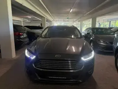 Gebraucht Ford Mondeo Titanium 150 PS (110 kW) 2016 Grau Kombi