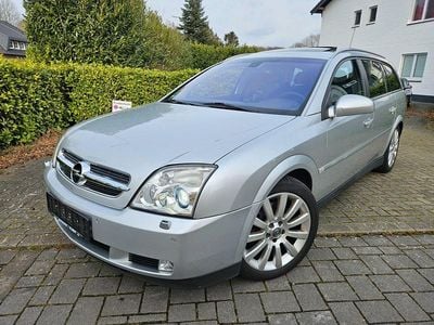 Silber Gebraucht 2004 Opel Vectra Kombi | 2.700 € (Fairer Preis)