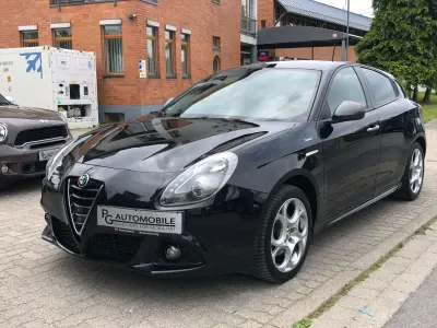 Gebraucht Alfa Romeo Giulietta Sprint 150 PS (110 kW) 2015 Schwarz Kleinwagen
