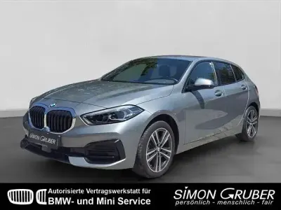 Gebraucht BMW 118 Sport Line 136 PS (100 kW) 2025 Skyscraper grau (metallic) Kleinwagen