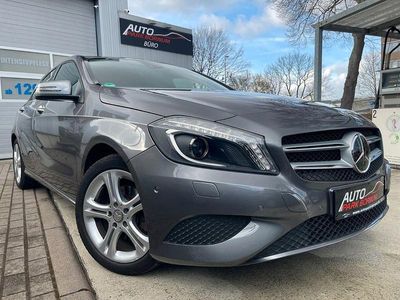 Gebraucht Mercedes A200 136 PS (100 kW) 2014 Grau Limousine