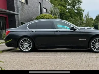 Gebraucht BMW 730 245 PS (180 kW) 2009 Schwarz Limousine