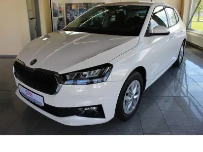 Occasion Skoda Fabia Ambition 95 ch (69 kW) 2022 Blanc Citadine