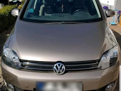 Gebraucht VW Golf V 122 PS (89 kW) 2009 Braun Kombi