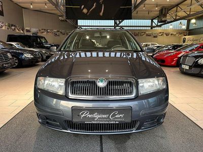 Grau Gebraucht 2007 Skoda Fabia Kombi | 2.149 € (Etwas zu teuer)