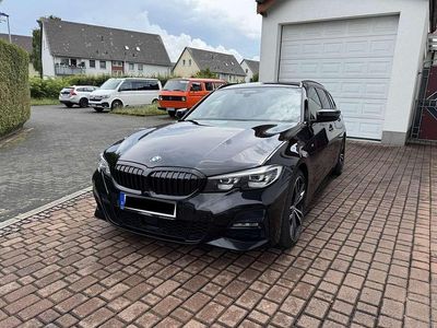 Gebraucht BMW 320 M Sport 190 PS (139 kW) 2020 Schwarz Kombi