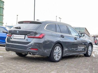 Gebraucht BMW 330e Comfort Edition 2022 Andere Kombi