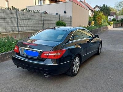 Usata Mercedes E350 265 CV (194 kW) 2012 Nero Coupé
