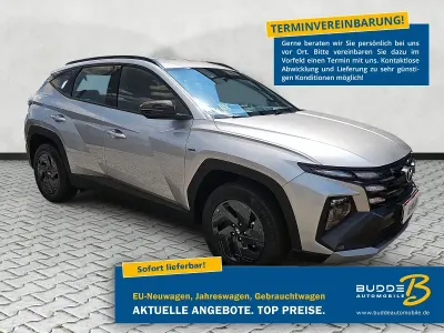 Neu Hyundai Tucson Blackline 2026 Shimmering silver metallic SUV