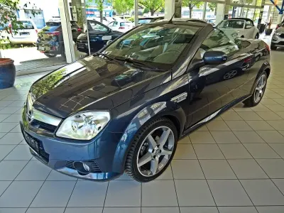 Occasion Opel Tigra 90 ch (66 kW) 2008 Bleue Cabriolet