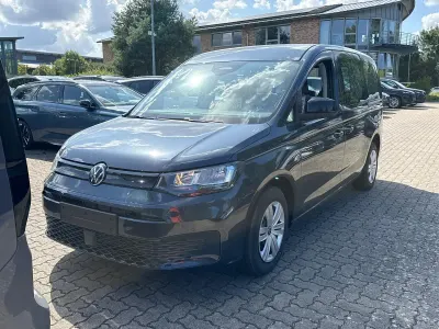 Neu VW Caddy Maxi 116 PS (85 kW) 2026 Deep black perleffekt Van / Kleinbus