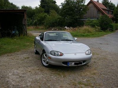 Usata Mazda MX5 150 CV (110 kW) 1998 Argento Cabrio