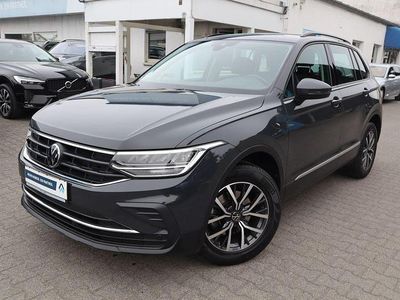 Gebraucht VW Tiguan R 150 PS (110 kW) 2023 Urano gray SUV