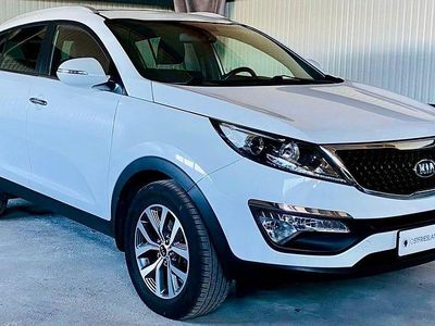 Weiß Gebraucht 2016 Kia Sportage Attract SUV | 11.990 € (Fairer Preis)